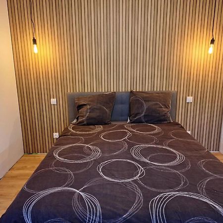 Le Jardin Des Hirondelles Bed & Breakfast Blanzaguet-Saint-Cybard Ngoại thất bức ảnh